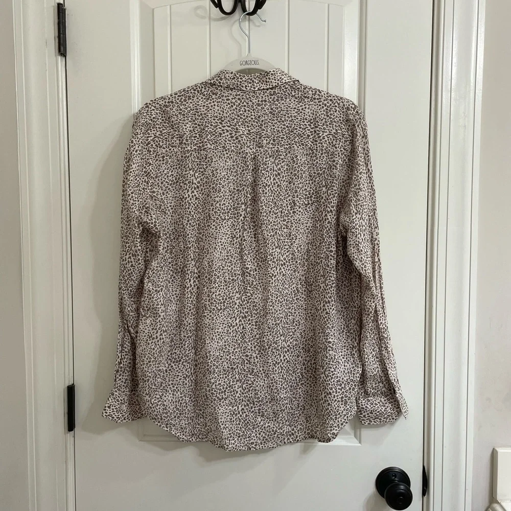 Rails Leopard Print Button Down Shirt - Sand Cheetah Print Sz M - Picture 3 of 7